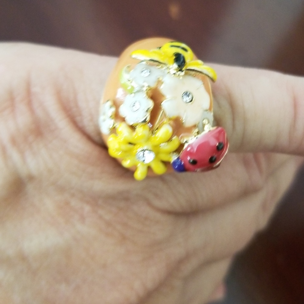 Style and Co Lady Bug and Flower Ring Sz 7